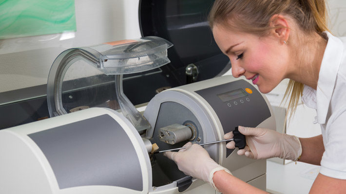 CEREC versus the Lab: Which Option is Better for Your Dental Crown?